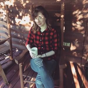 Meet your Posher, Abby